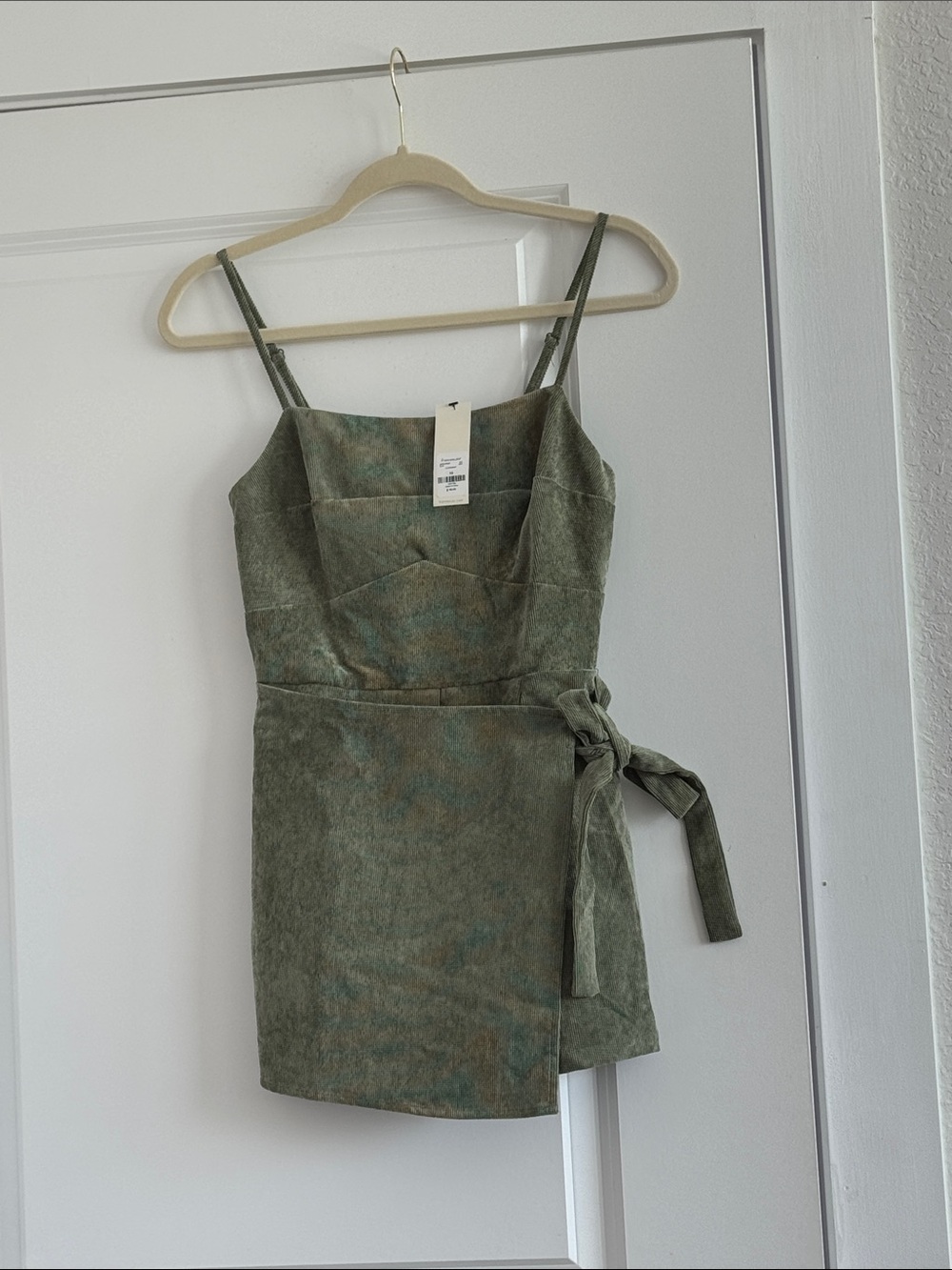 Francesca's Collections Olive Tie-Waist Mini Romper
